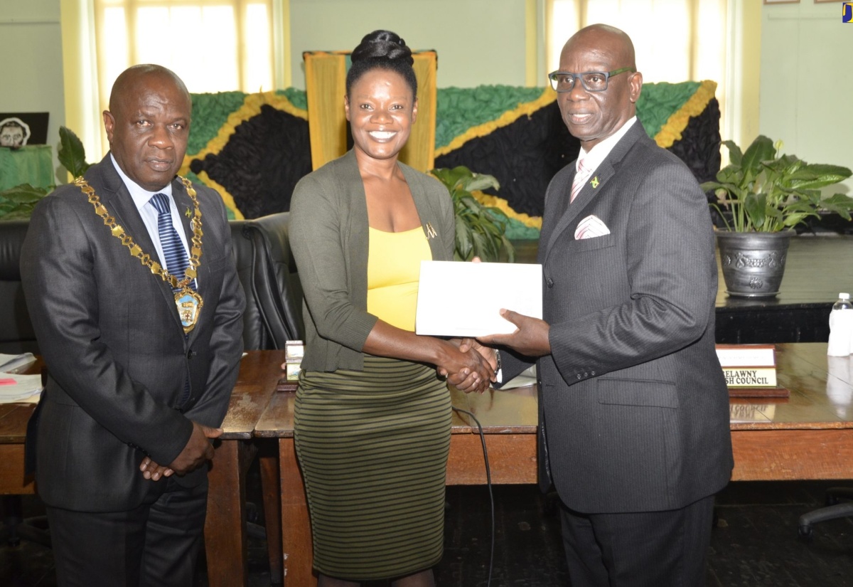 Trelawny Poor Relief Dept. gets Computers