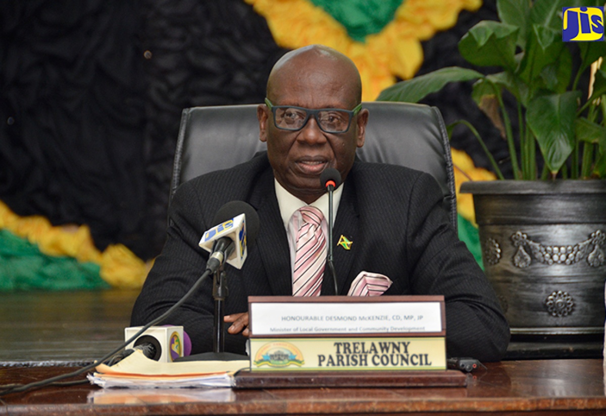 Minister of Local Government and Community Development, Hon. Desmond Mckenzie, addresses councillors during a special sitting of the Trelawny Municipal Corporation in Water Square, Falmouth, on Thursday (September 13).