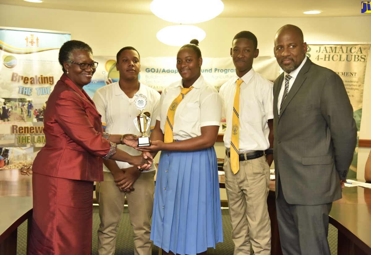 Guy’s Hill High School Wins Climate Smart Technology Competition