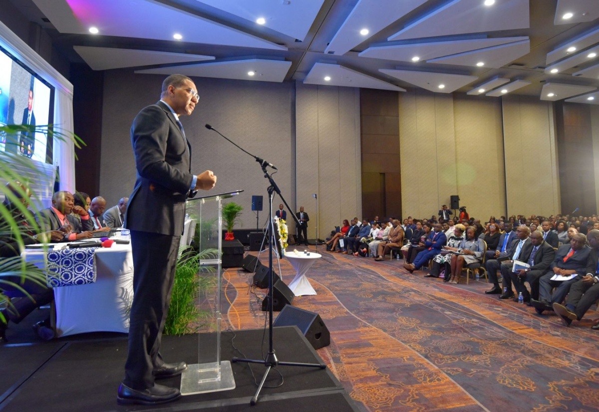 Prime Minister, the Most Hon. Andrew Holness, addresses police officers at the Jamaica Police Federation's annual conference, held at the Moon Palace Jamaica Grande, in Ocho Rios, St. Ann, on Wednesday (May 29). 

