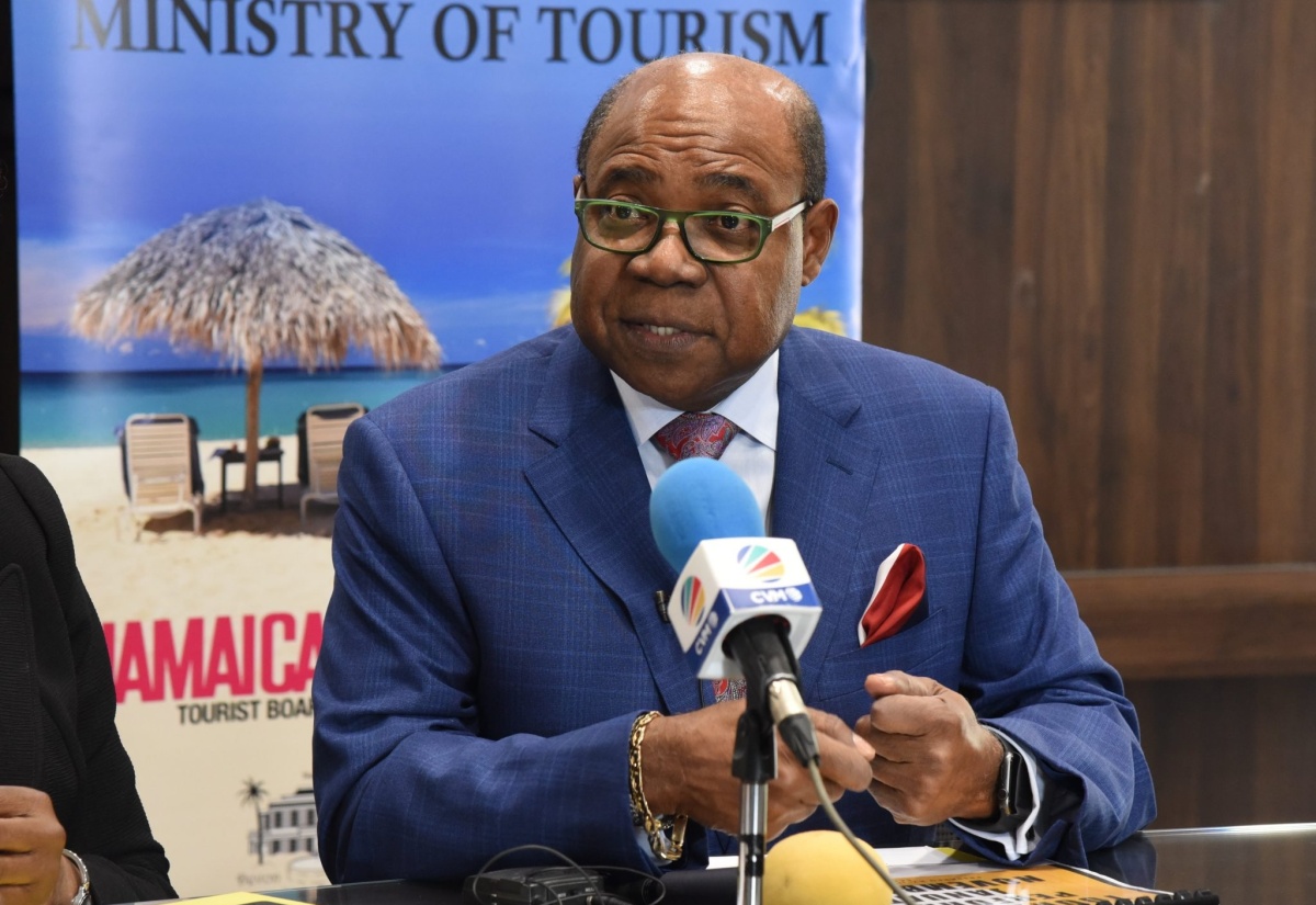 Tourist Industry Earns US$500 Million More Than Last Year