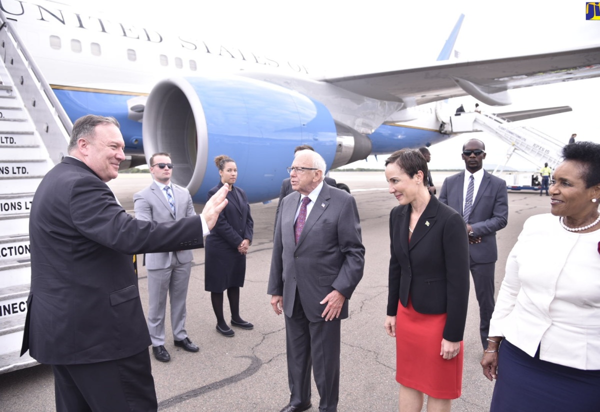 PHOTOS: Pompeo Departs