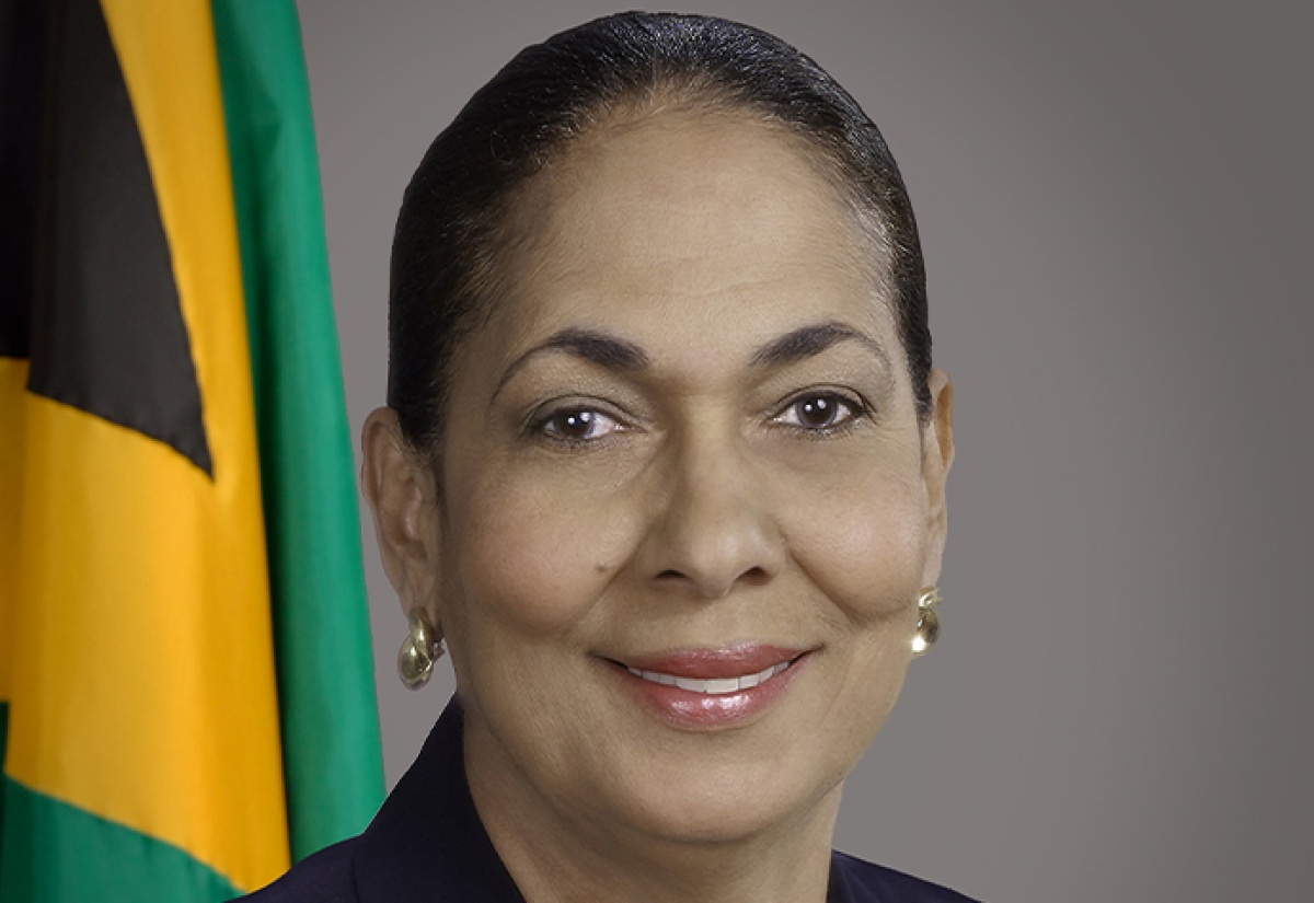 Minister Shahine Robinson Passes