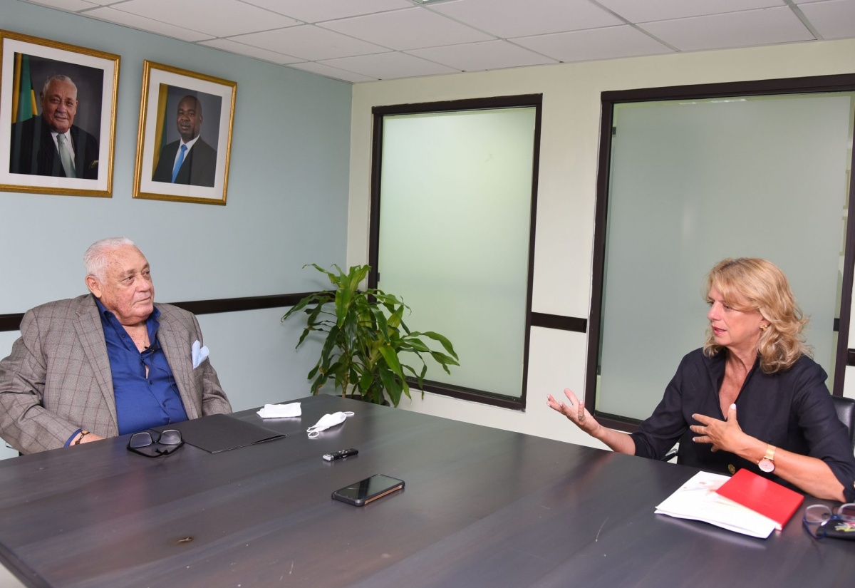 PHOTOS: Canadian High Commissioner Visits Minister Henry