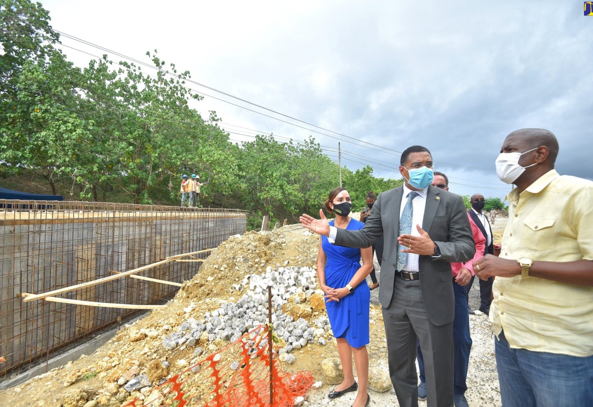 PHOTOS: PM Tours Southern Coastal Highway Project