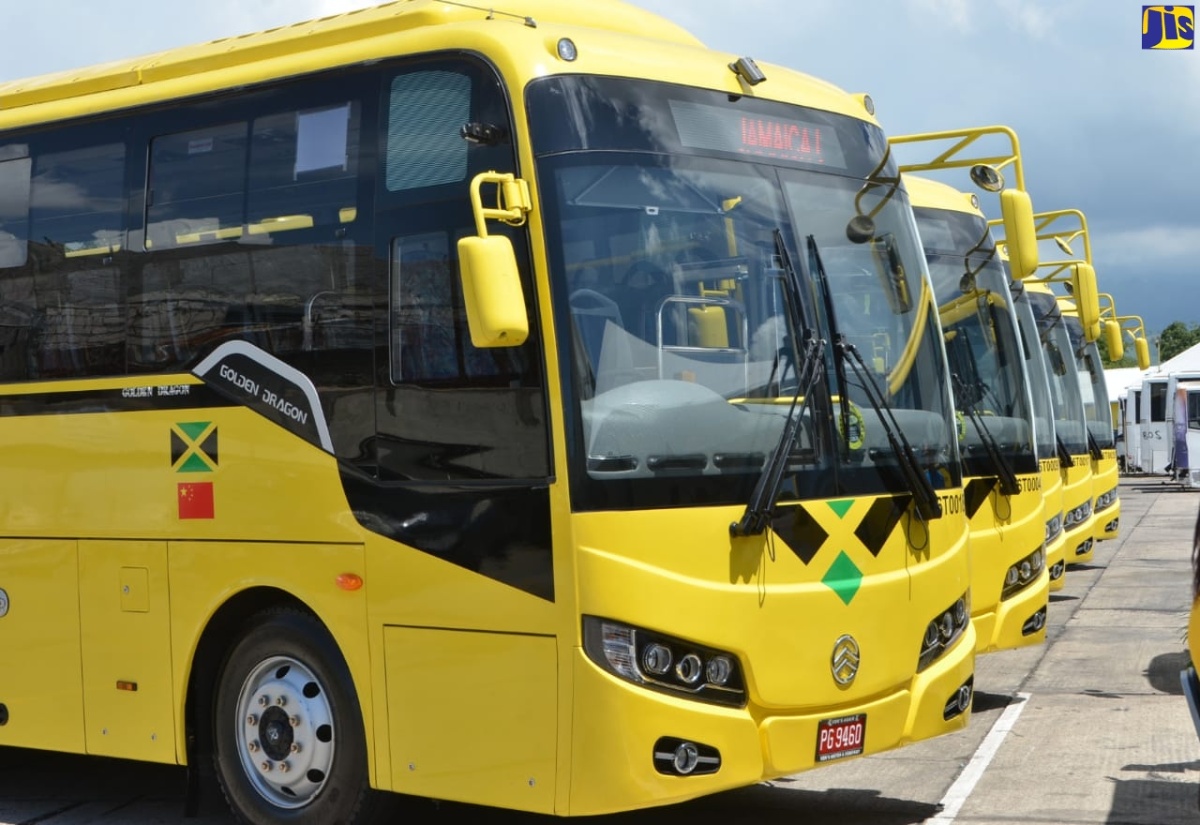 JUTC encourages commuters to keep on their masks