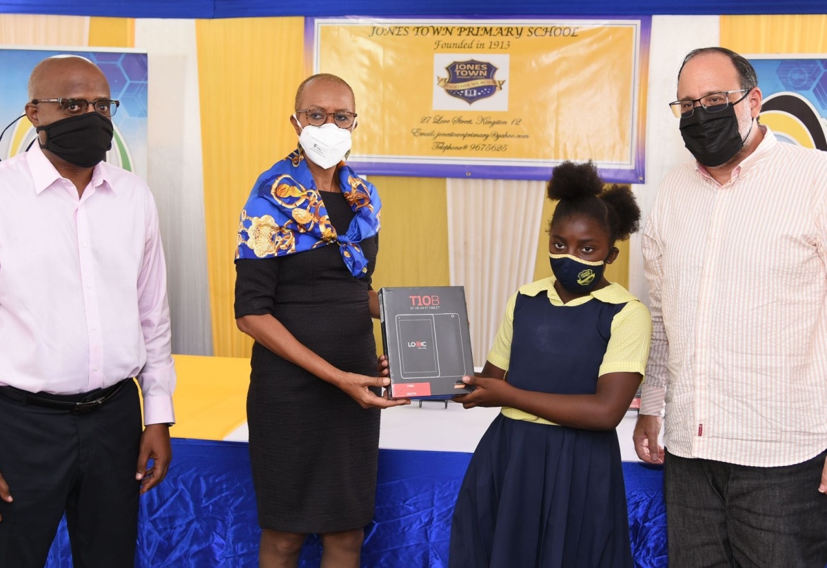 Tablets Handed Over to PATH Students at Three Inner-City Primary Schools