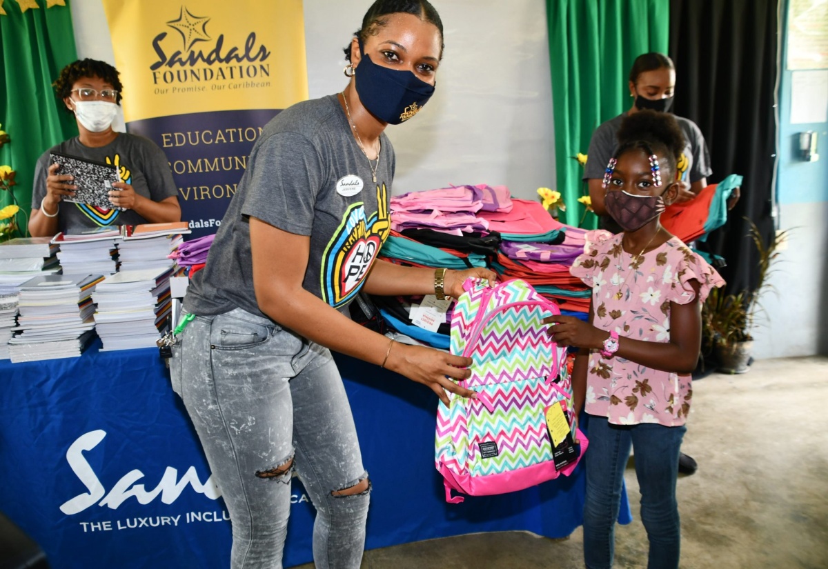 Pell River Primary School Students Get Back-To-School Supplies