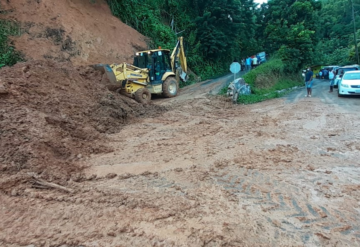 NWA Clears Blocked Roads In St. James And Hanover