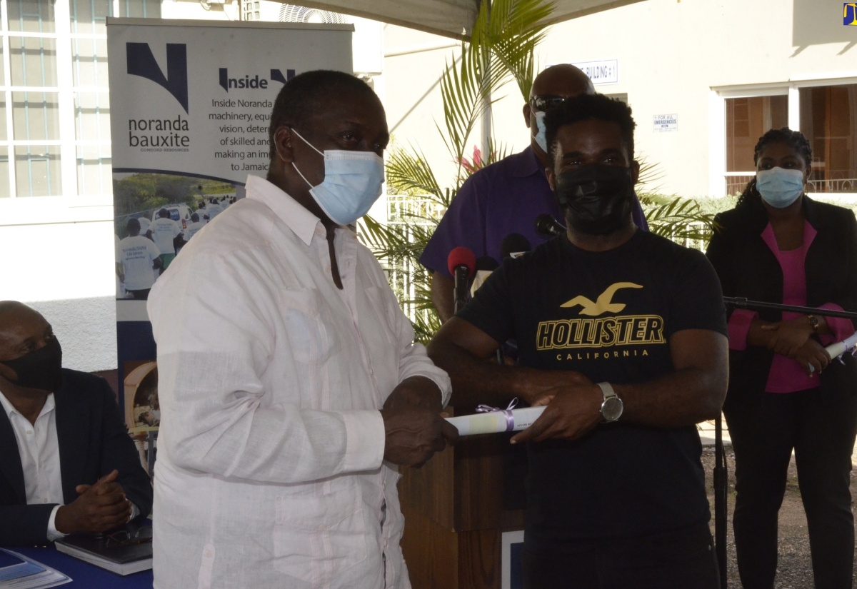 Distribution of Titles Begin in St Ann Land Settlement Agreememts