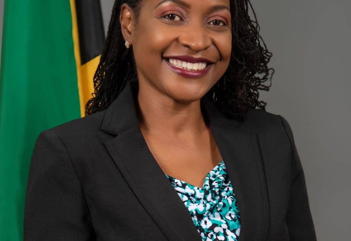 Jamaicans Urged To Regularise Their Status