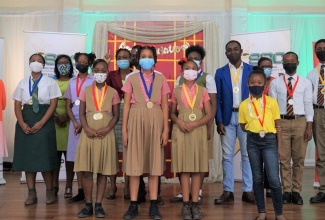 The 2021/2022 winners of the Scientific Research Council Essay Oratory, Poster and Performing Arts competition.