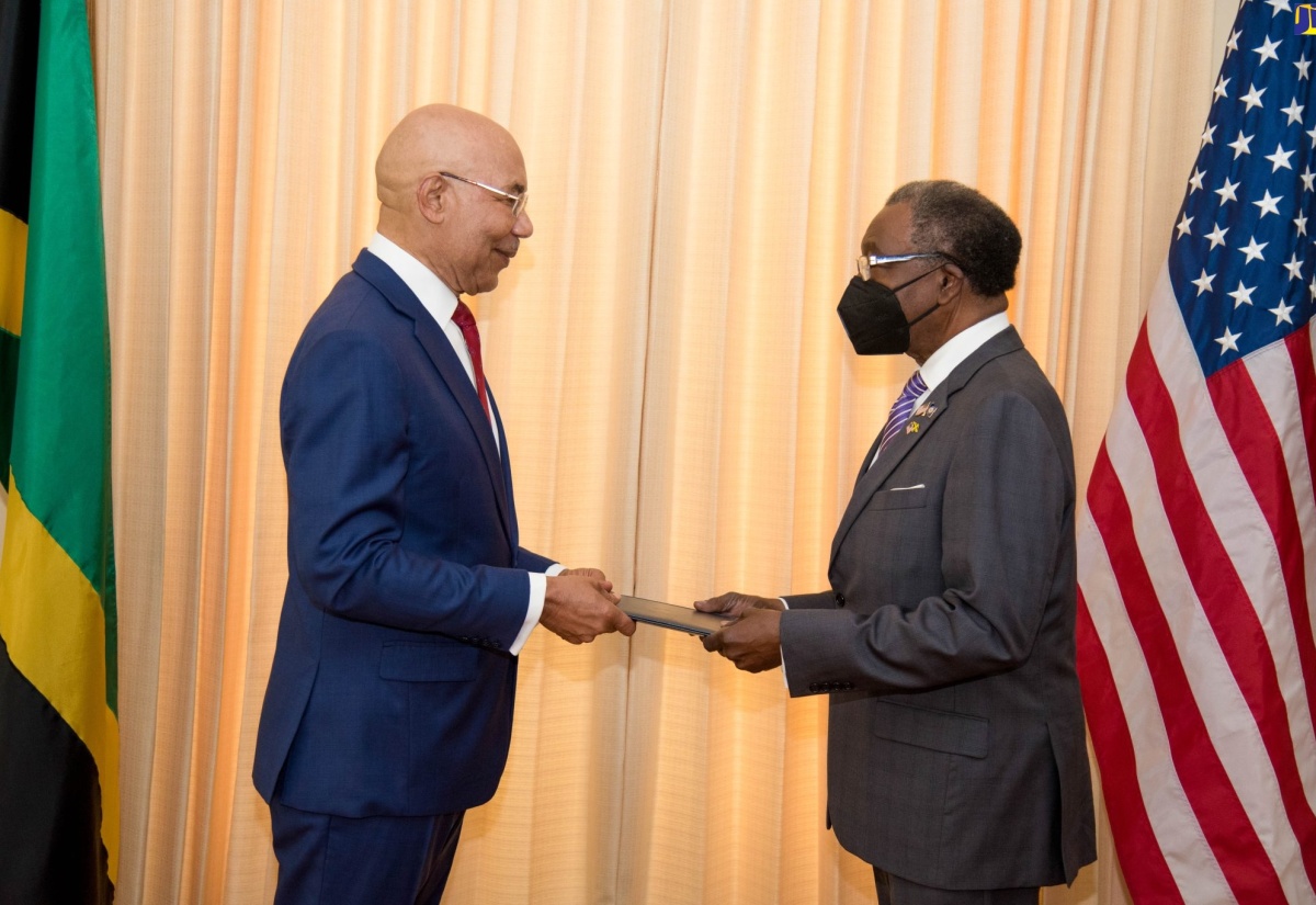 PHOTOS: GG Receives Credentials from US Ambassador-Designate