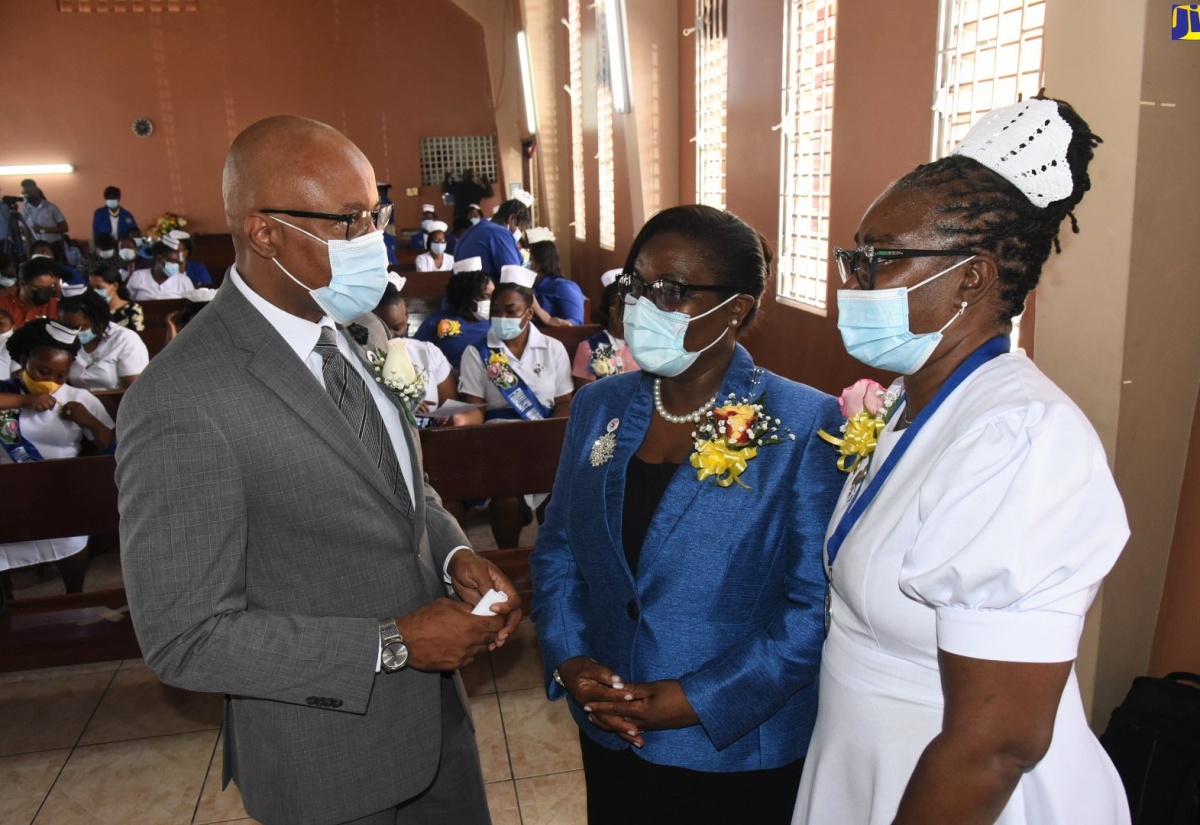 PHOTOS: PS in MOHW Attends Church Service for Healthcare Workers