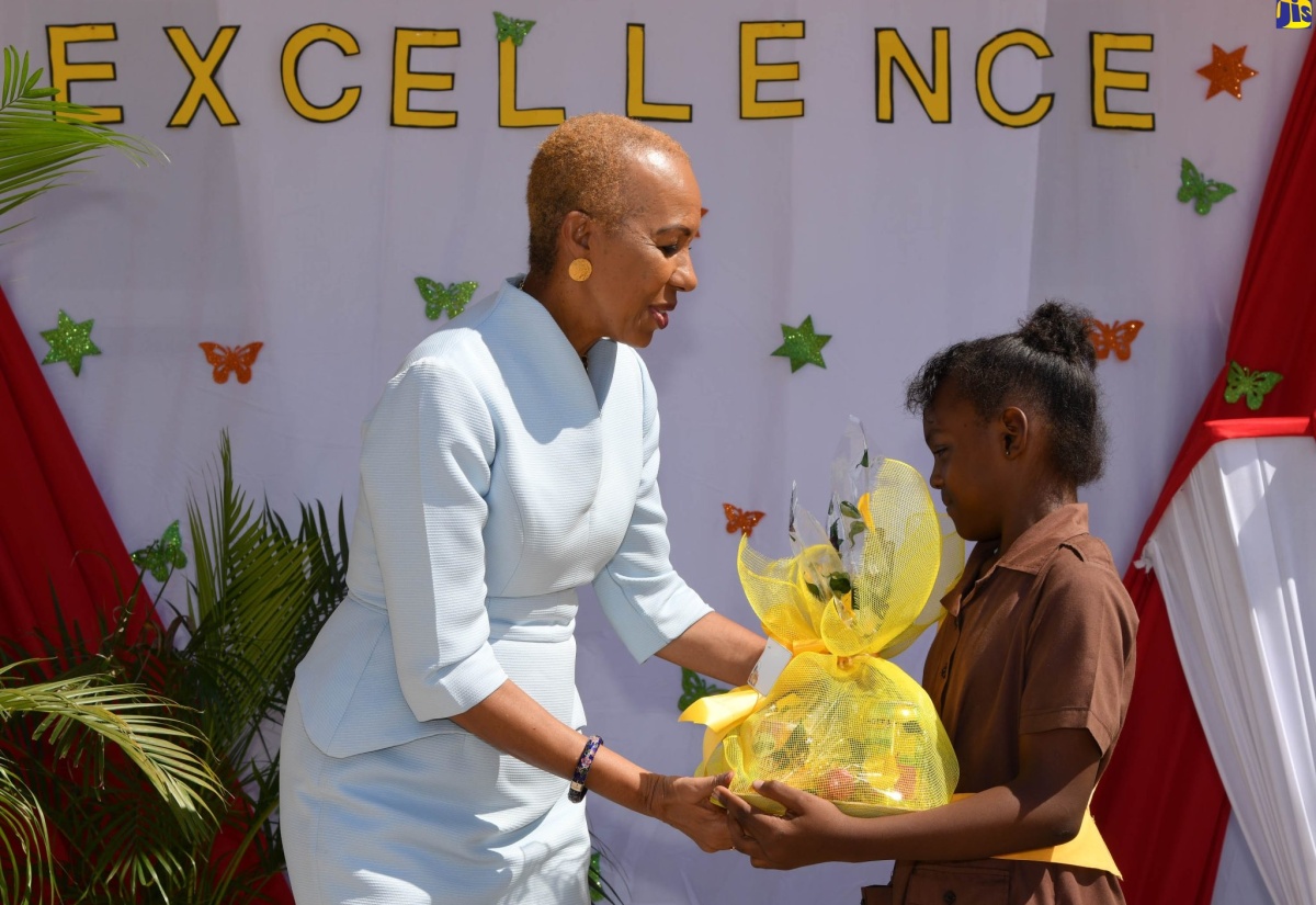 PHOTOS: Portsmouth Primary School Celebrates Excellence