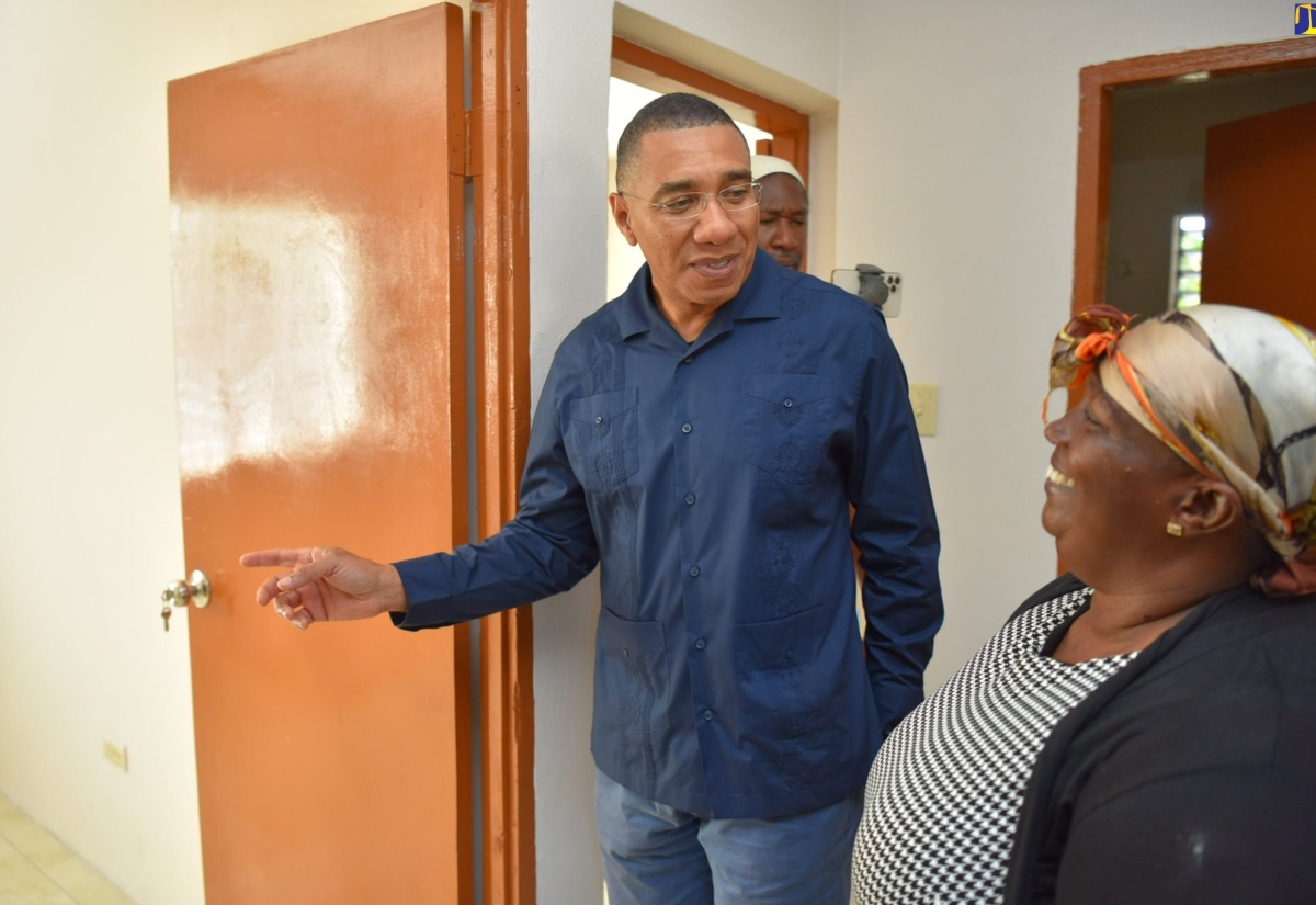 PHOTOS: Prime Minister Holness Delivers Houses to Resident in St. Andrew South