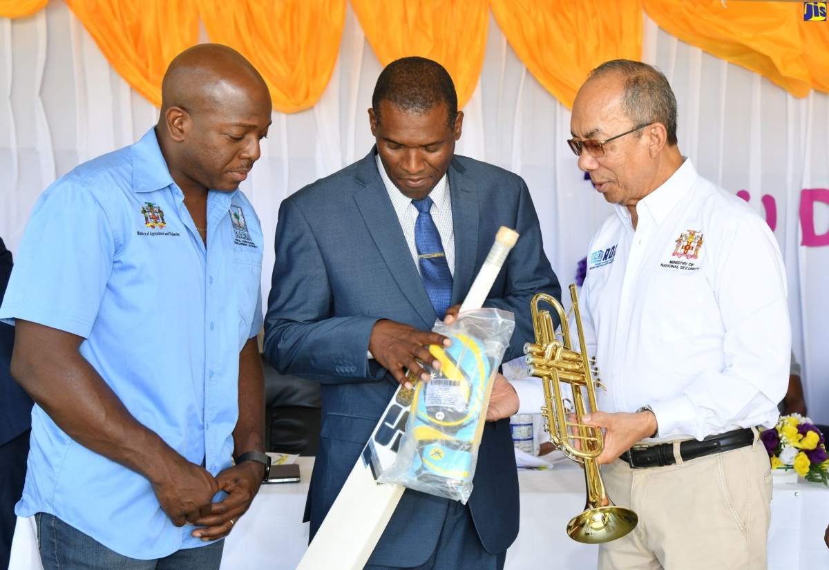 PHOTOS: Bustamante High School Receives Musical Instruments and Sports Equipment