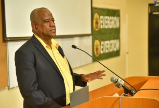 State Minister in the Ministry of Agriculture, Fisheries and Mining, Hon. Franklin Witter, speaks during Thursday’s (July 6) ‘Farming as a Business’ conference hosted by the Jamaica Organic Agriculture Movement (JOAM) at the University of Technology (UTech) in Kingston.