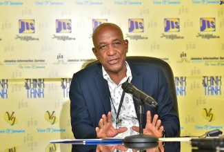 Executive Director, Jamaica Cultural Development Commission, Lenford Salmon, speaking during a recent Jamaica Information Service (JIS) ‘Think Tank’, at the Agency’s head office in Kingston.