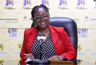 Acting Deputy Director General, Office of Disaster Preparedness and Emergency Management (ODPEM), Michelle Edwards, outlines lightning safety tips at a recent Jamaica Information Service (JIS) Think Tank.

