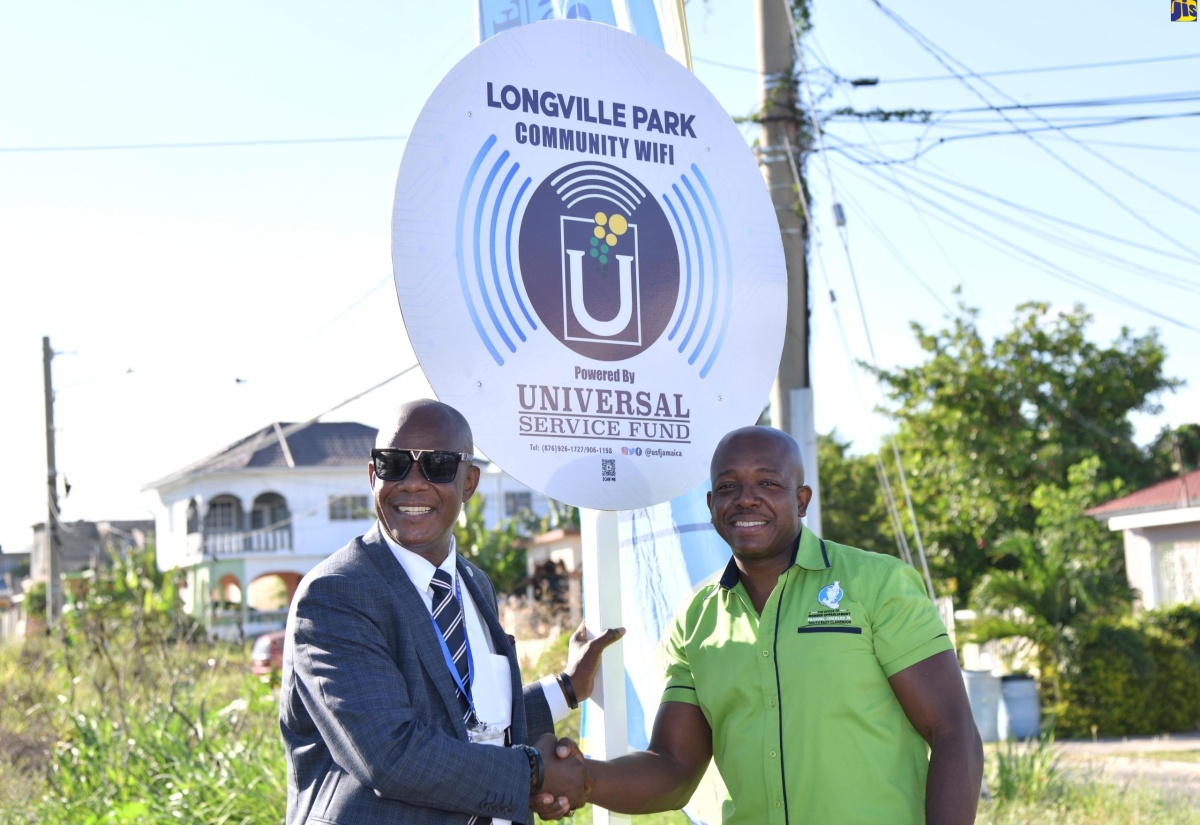 PHOTOS: Longville Park Community Wi-Fi Launch