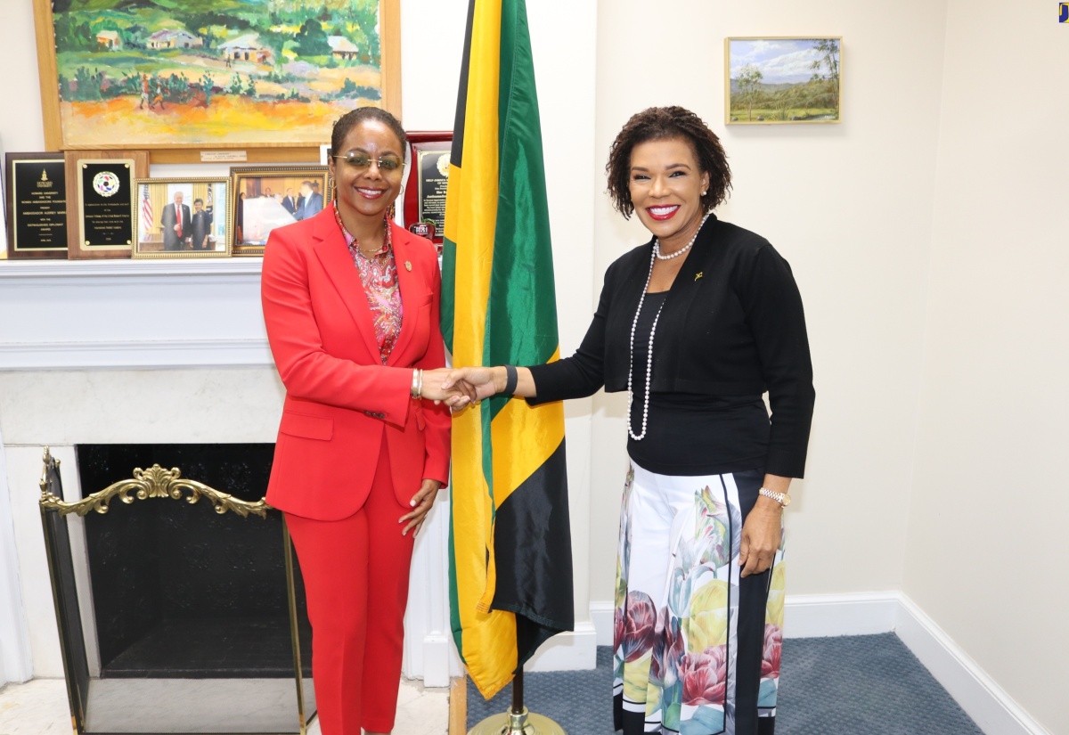 Jamaica’s Ambassador to the United States, Her Excellency Audrey Marks (right), greets Minister of Legal and Constitutional Affairs, Hon. Marlene Malahoo Forte, on the Minister’s arrival at the Embassy of Jamaica in Washington DC on Wednesday evening (April 17) to participate in the ‘Let’s Connect’ town hall. Minister Malahoo Forte engaged members of the disapora on the constitutional reform process and the move towards a republic.

