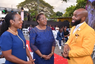 Minister of State in the Ministry of Education and Youth, Hon. Marsha Smith (left), and Deputy President (Acting), University of Technology (UTech) Jamaica, Professor Sharmaine Barrett, converse with Director of the SOS Children’s Village in Stony Hill, St. Andrew, Jason Brown, during the UTech Students’ Union Handover ceremony on Sunday (April 28). The event was held at UTech’s main campus in Papine, St. Andrew.

