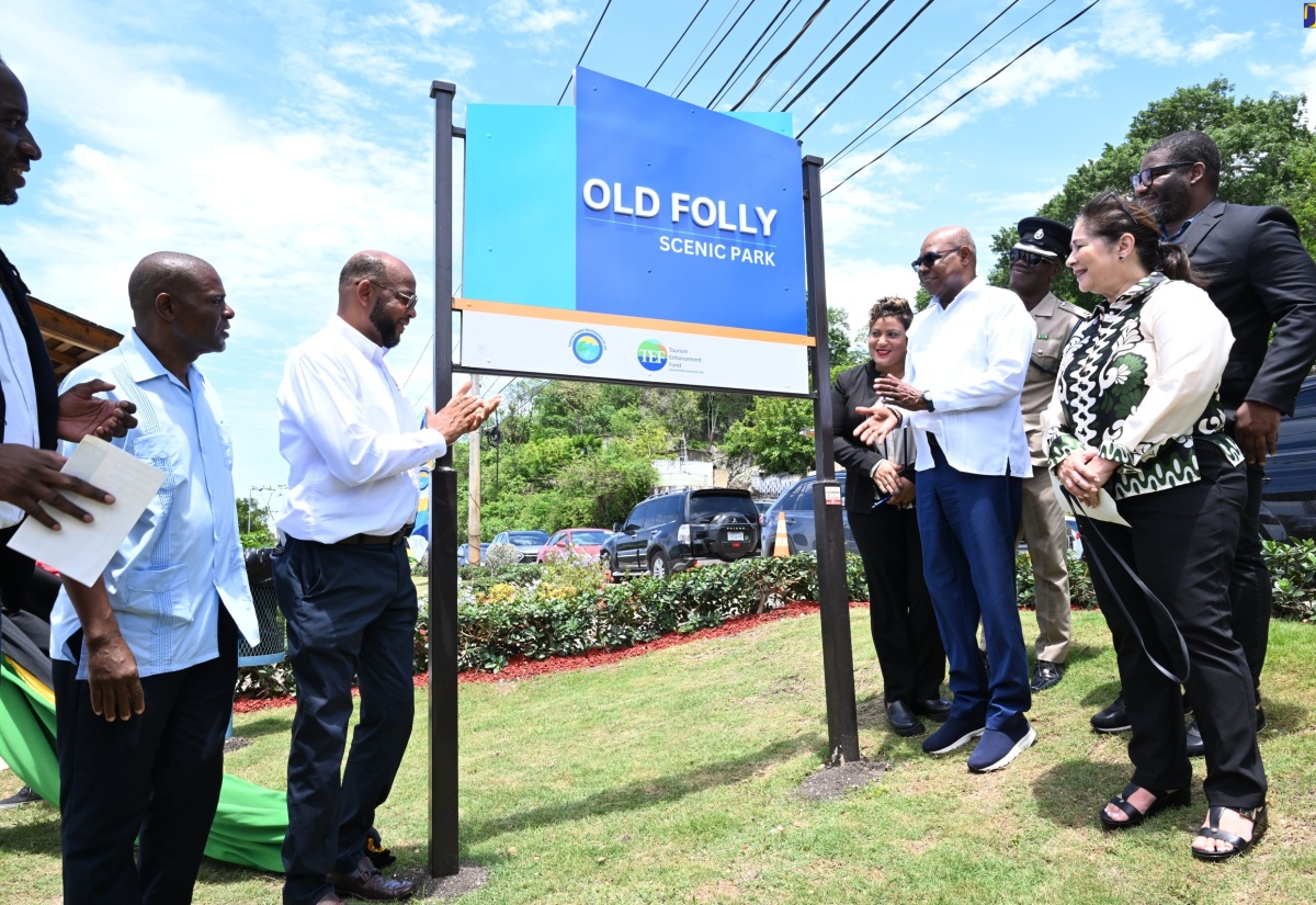 Tourism Minister, Hon. Edmund Bartlett (fourth right), is joined by other tourism stakeholders in officially opening the newly refurbished Old Folly Scenic Park in Discovery Bay, St. Ann, on May 31.