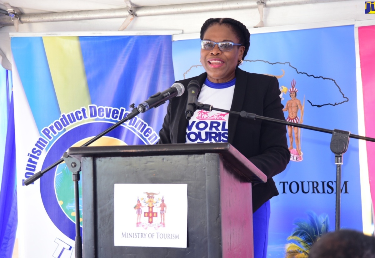 Tourism Mural Unveiled in Downtown Kingston