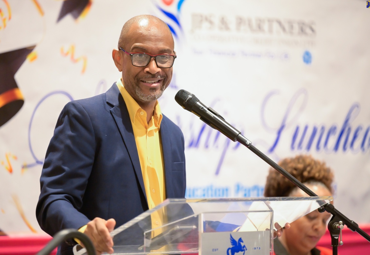 Director, Meteorological Services Branch, Evan Thompson, delivers the keynote address during the Jamaica Public Service and Partners Cooperative Credit Union Limited’s recent Scholarship Awards Luncheon at The Jamaica Pegasus hotel in New Kingston. As part of their commitment to educational development, the entity awards a tertiary scholarship and 50 Primary Exit Profile (PEP) bursaries to students annually.

