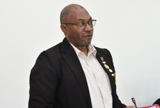 Chief Public Health Inspector for Westmoreland, Steve Morris, addresses the monthly meeting of the Westmoreland Municipal Corporation, which was held at the Corporation’s offices in Savanna-la-Mar on October 10.

